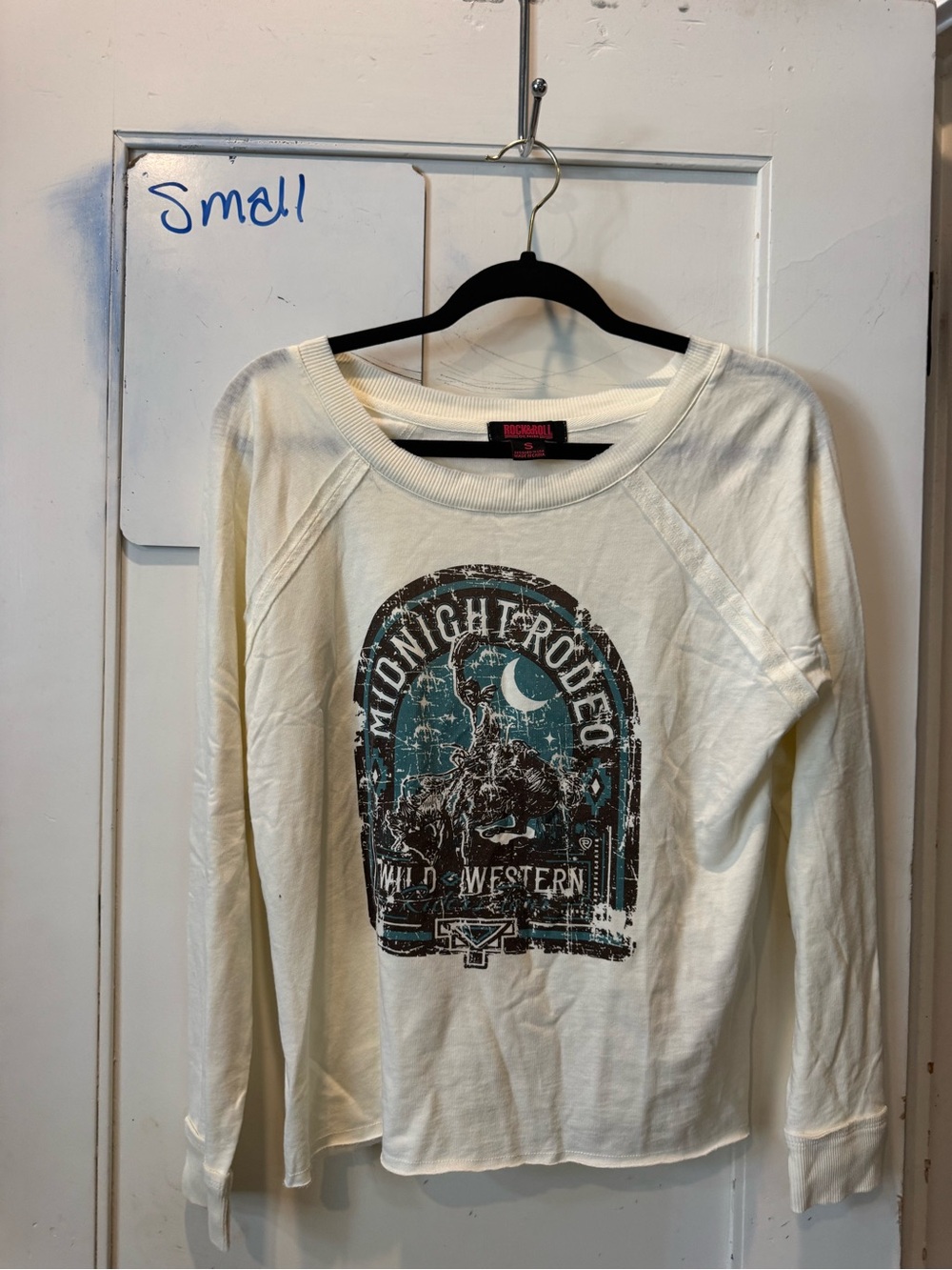 Women’s Cream Graphic Scoop Neck Sweater - Midnight Rodeo